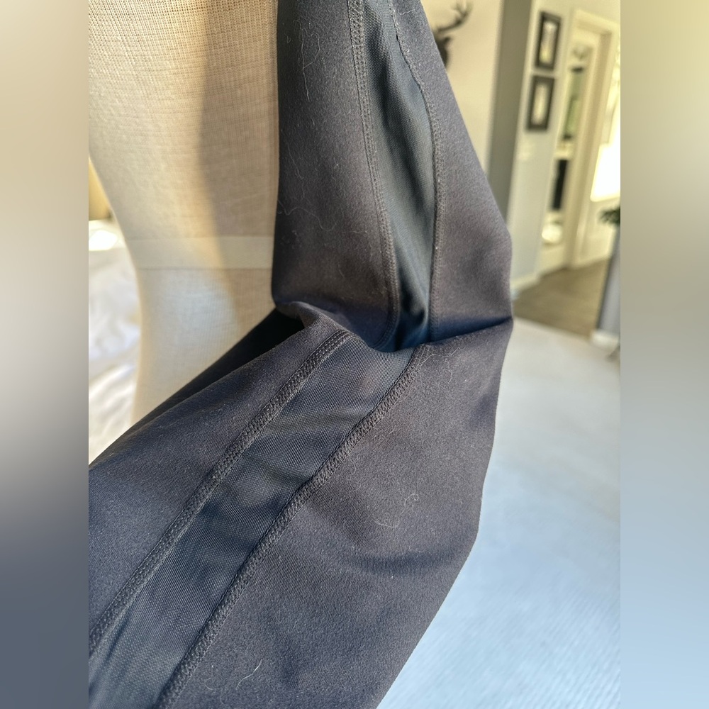Zella black capri leggings with mesh sides, size XL - Picture 4 of 11